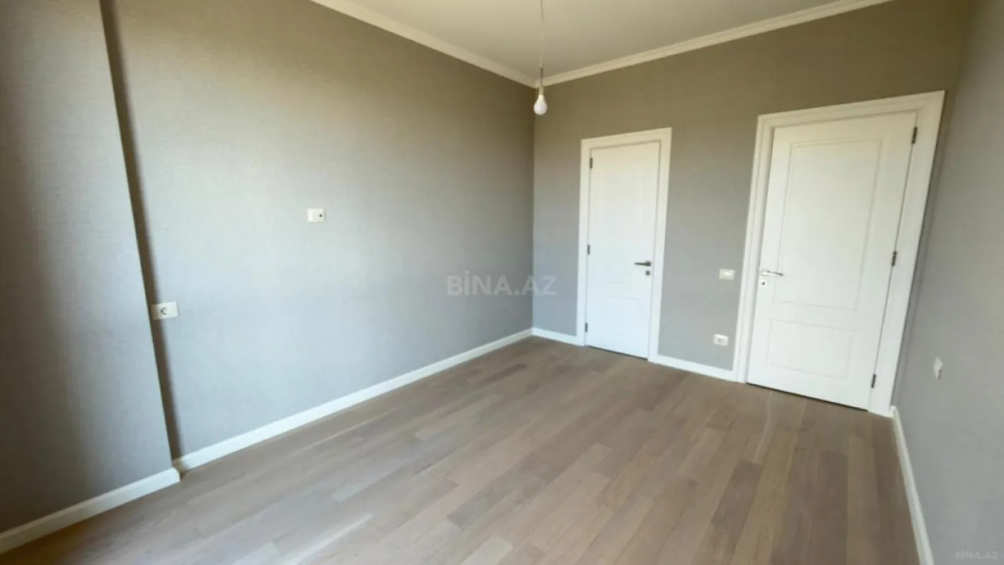Satılır 3 otaqlı mənzil 83 m²