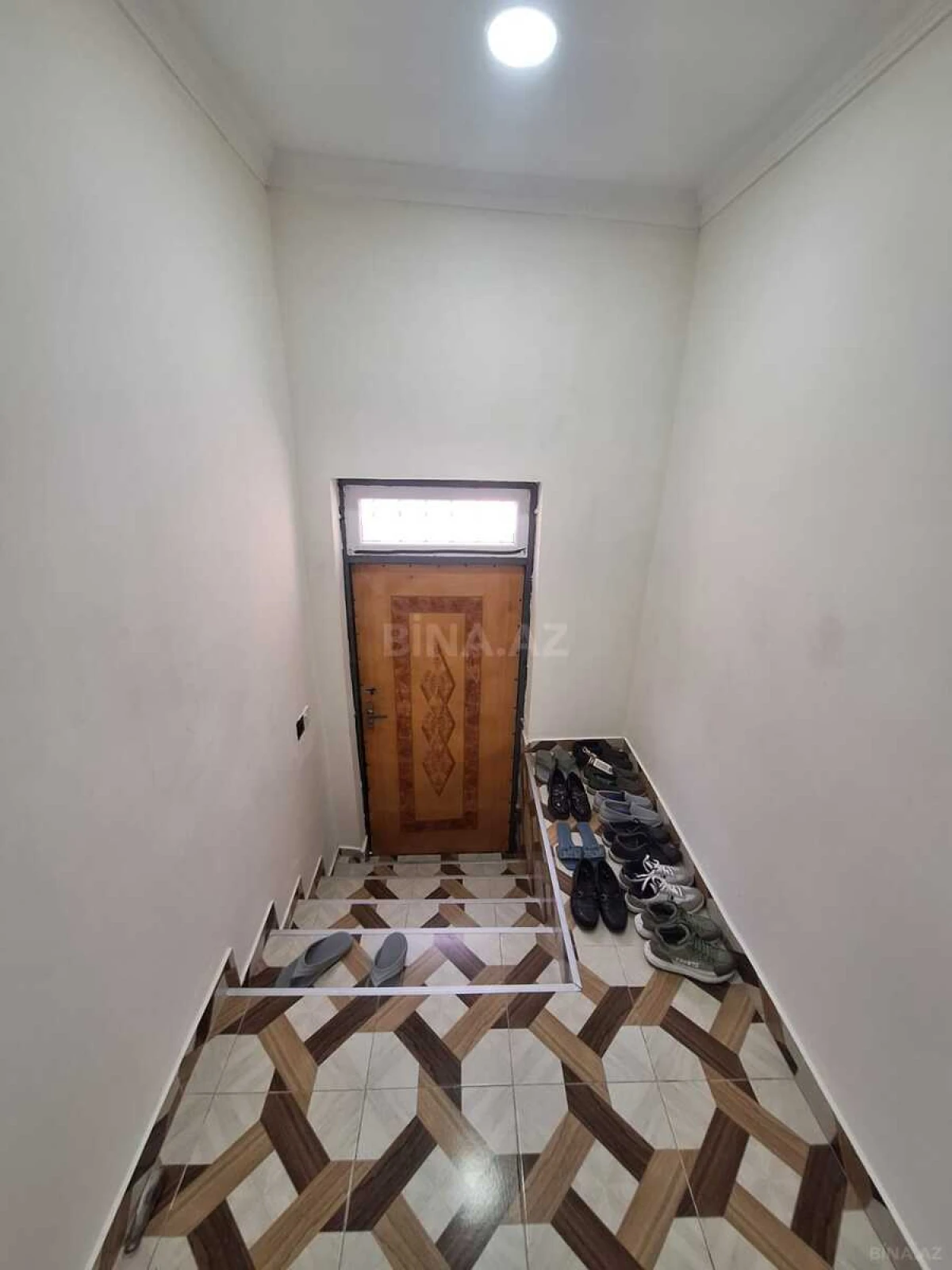 Satılır 5 otaqlı həyət evi 140 m²