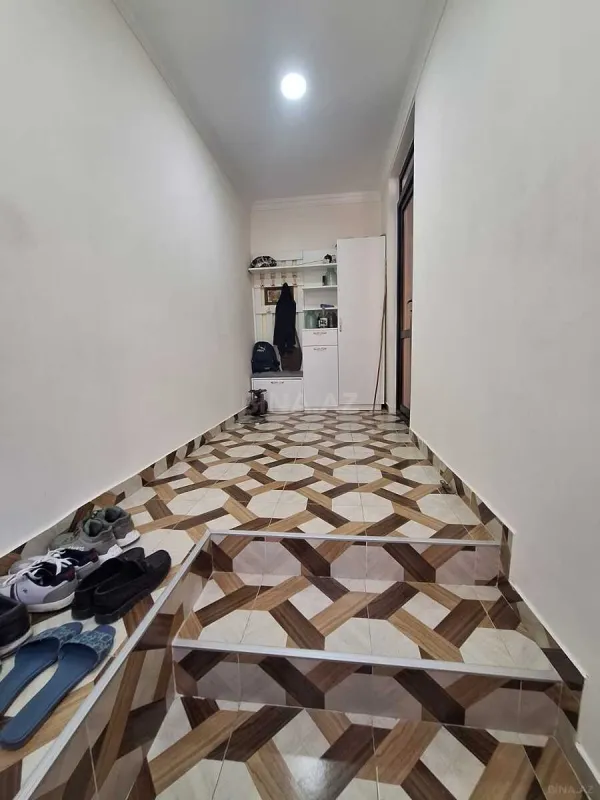 Satılır 5 otaqlı həyət evi 140 m²