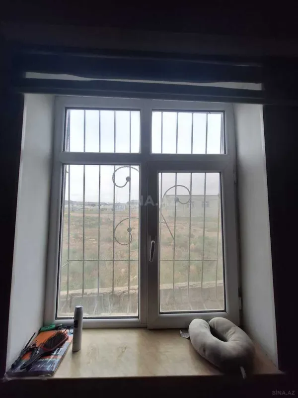 Satılır 5 otaqlı həyət evi 140 m²