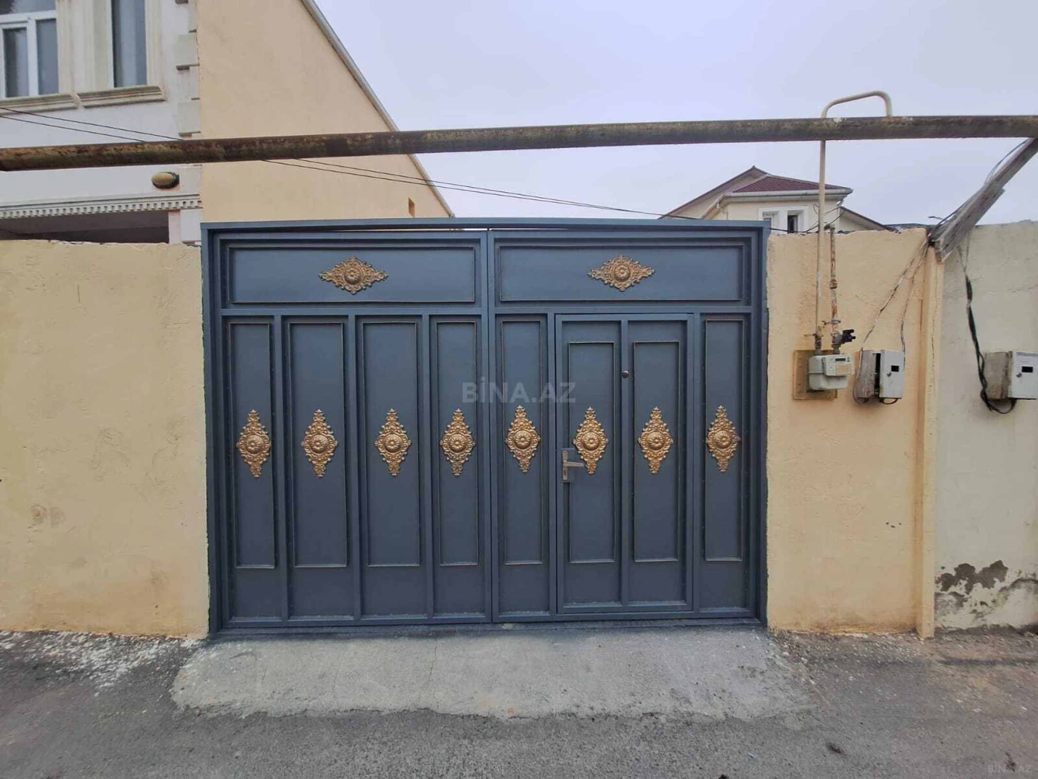 Satılır 5 otaqlı həyət evi 140 m²