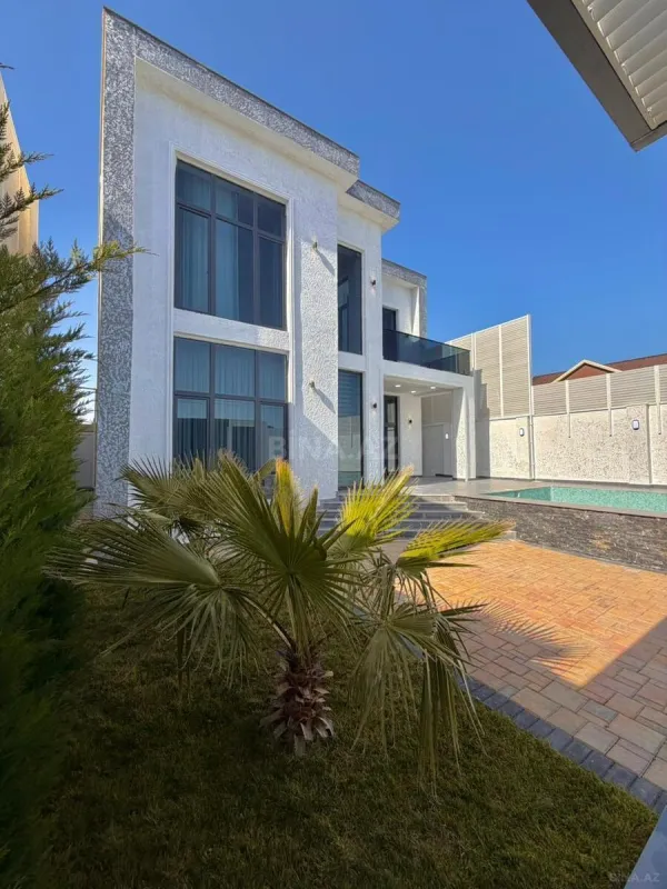 Satılır 5 otaqlı həyət evi 200 m²