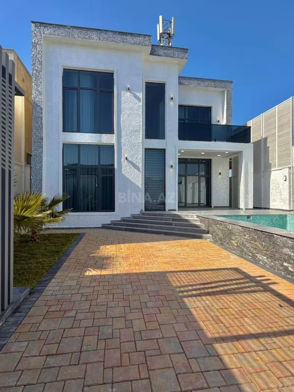 Satılır 5 otaqlı həyət evi 200 m²