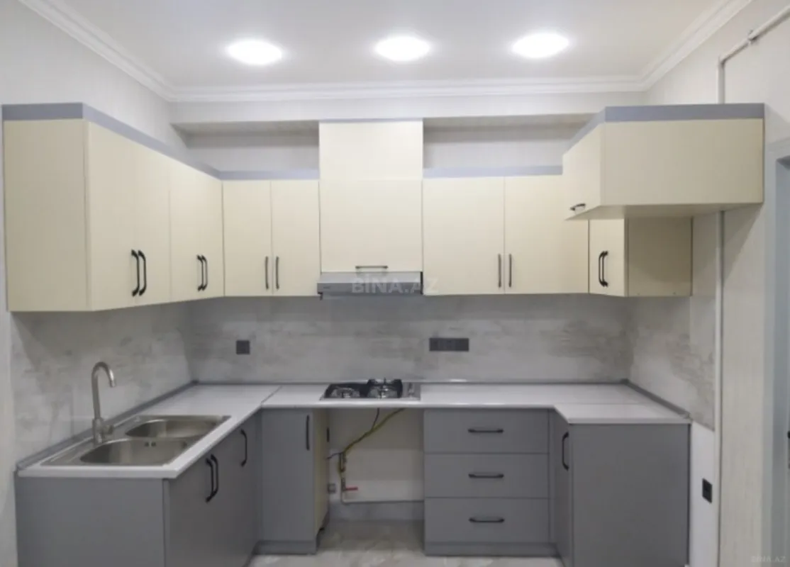 Kirayə verilir 2 otaqlı mənzil 60 m²