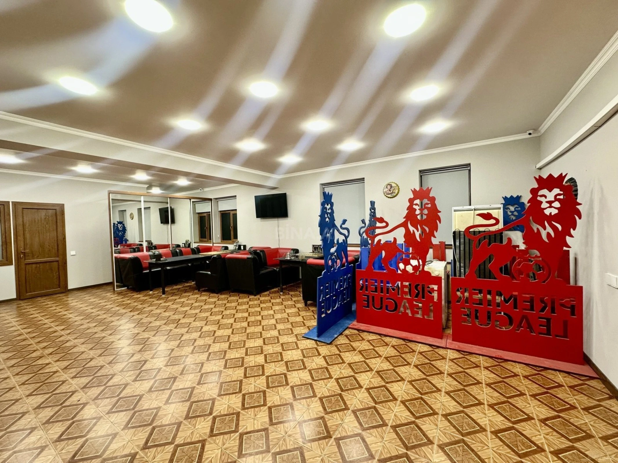 Satılır obyekt 150 m²