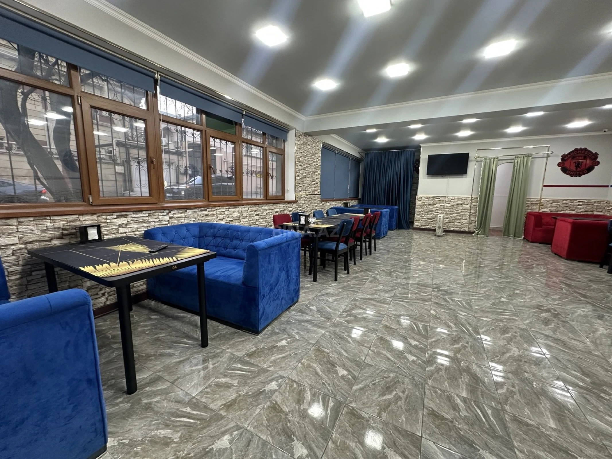 Satılır obyekt 150 m²