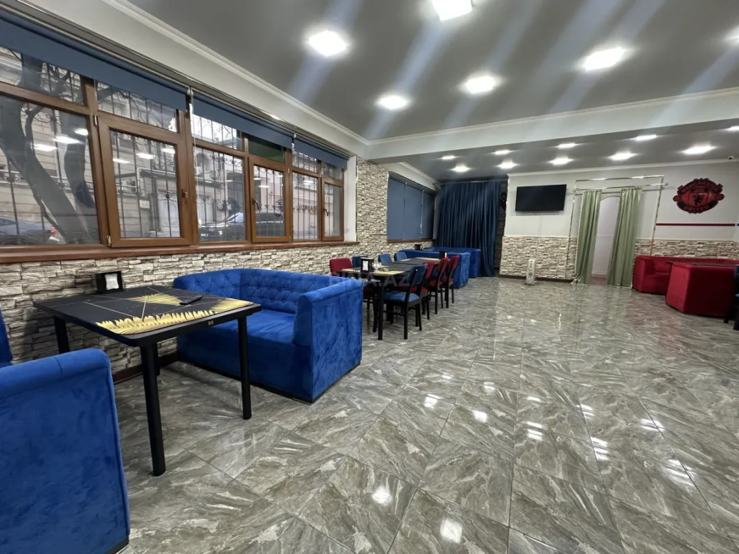 Satılır obyekt 150 m²