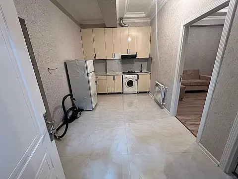 Kirayə verilir 2 otaqlı mənzil 67 m²