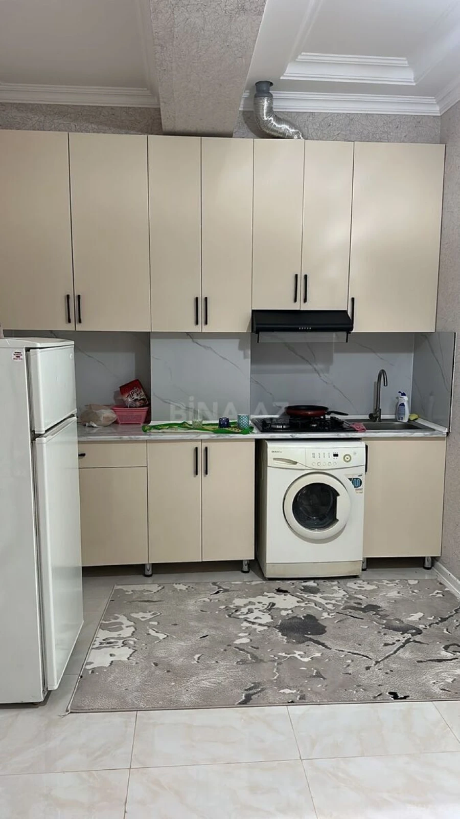 Kirayə verilir 2 otaqlı mənzil 67 m²