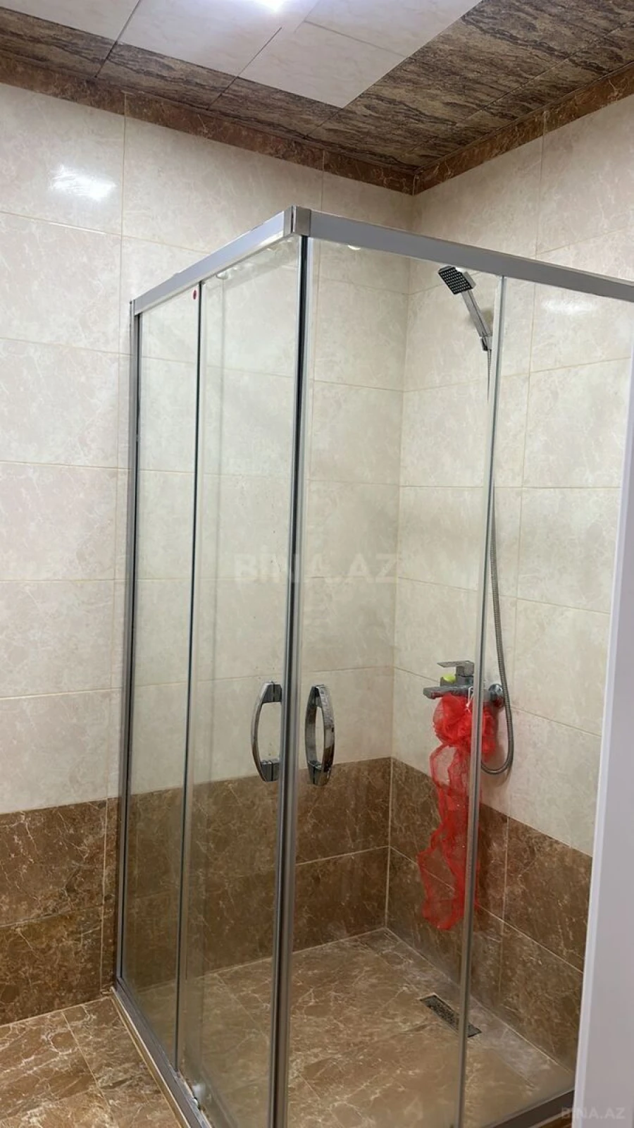 Kirayə verilir 2 otaqlı mənzil 67 m²