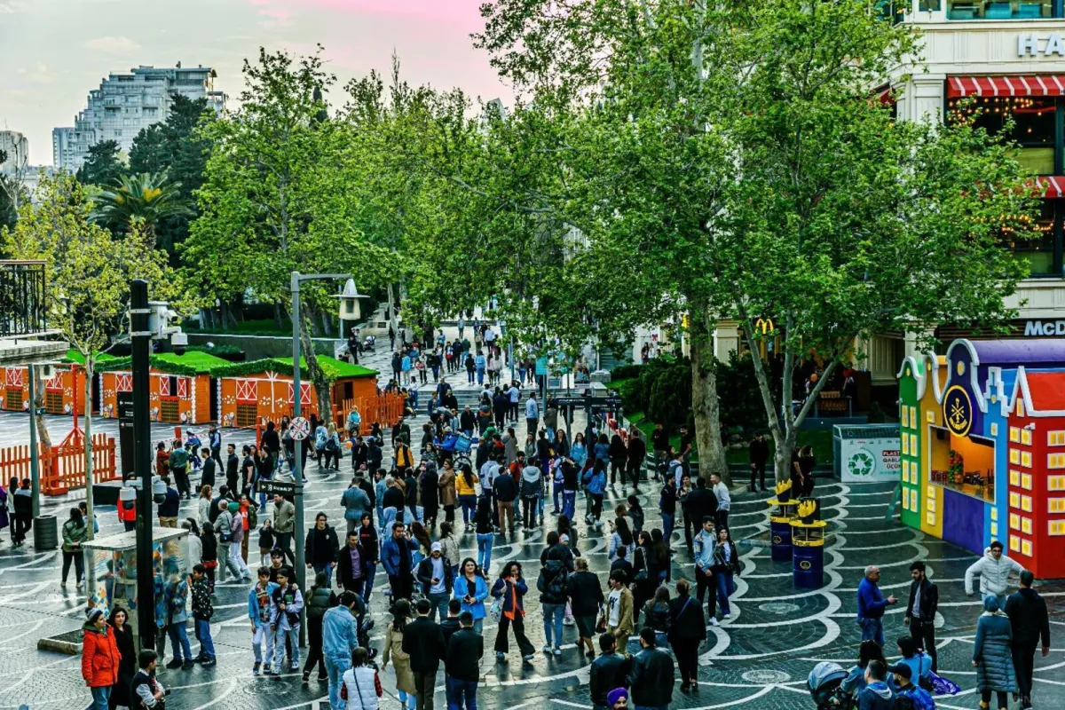 Kirayə verilir 3 otaqlı mənzil 90 m²