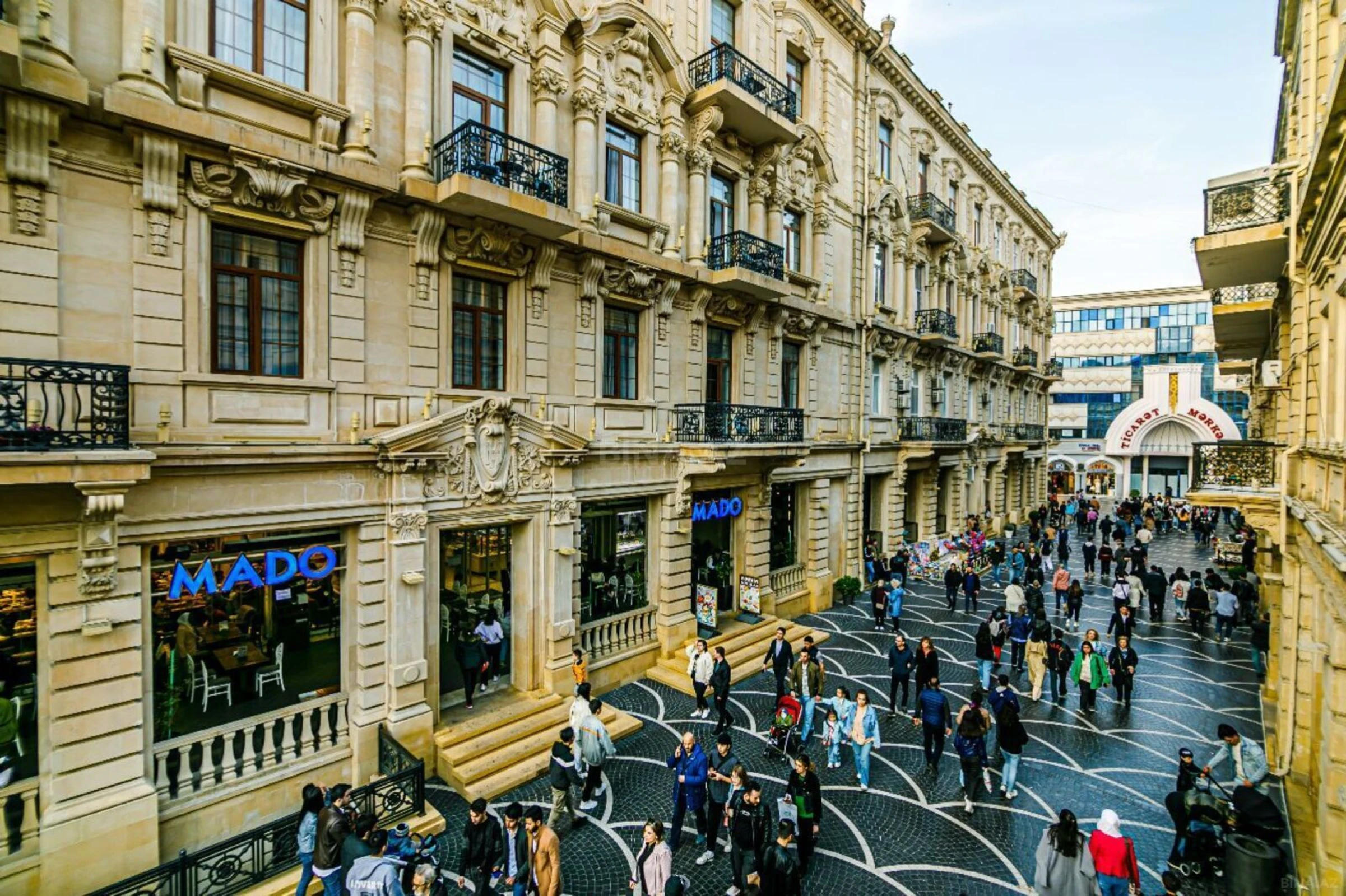 Kirayə verilir 3 otaqlı mənzil 90 m²