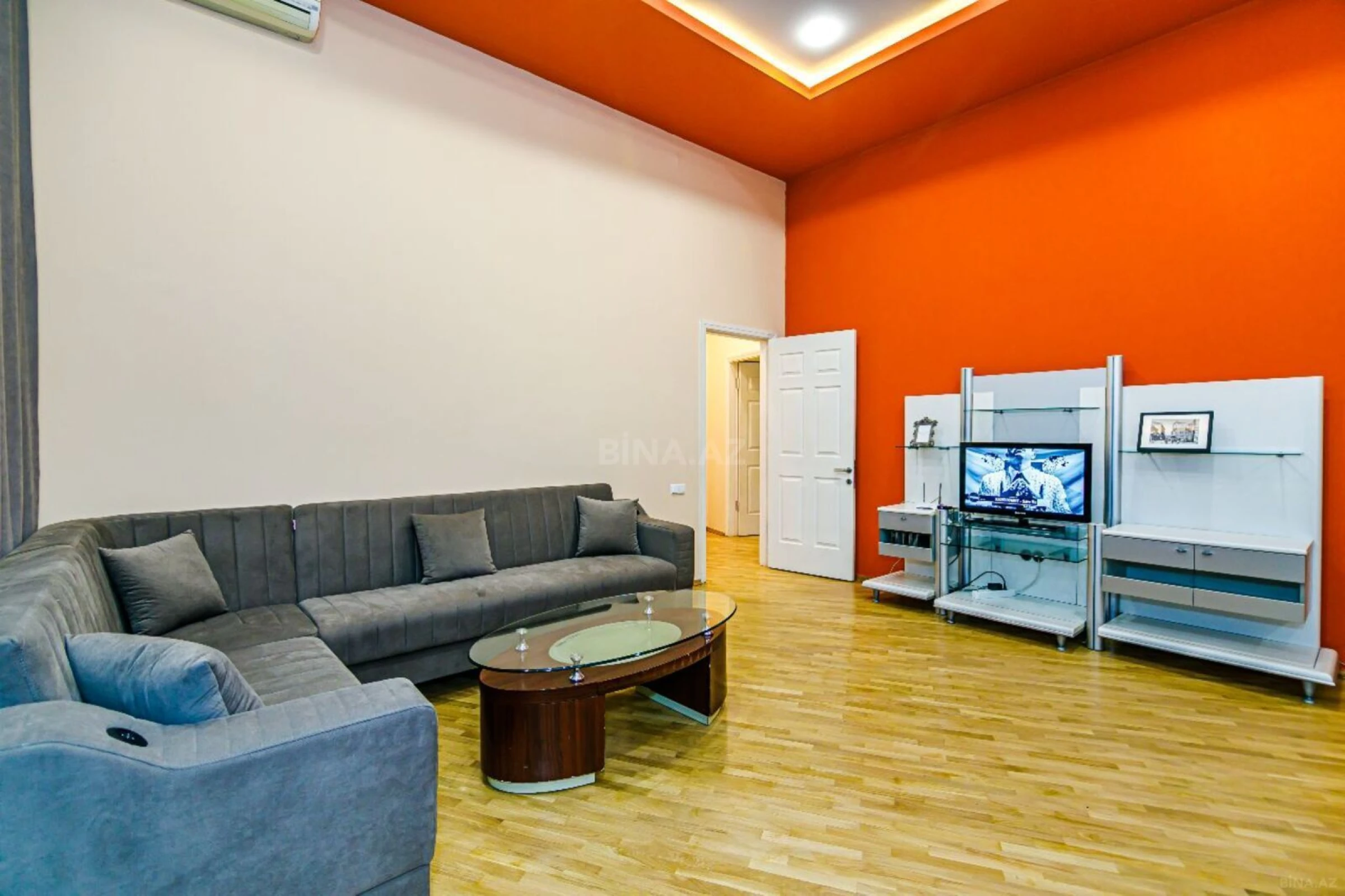 Kirayə verilir 3 otaqlı mənzil 90 m²