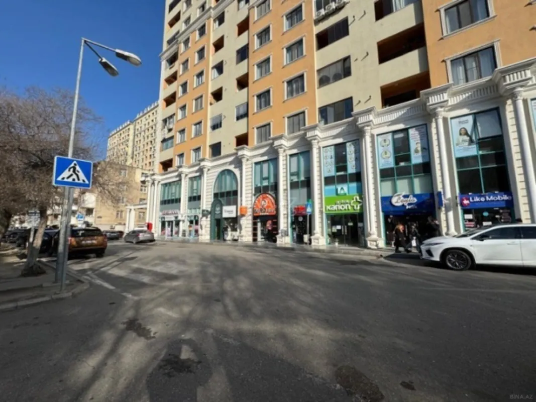 Satılır 2 otaqlı mənzil 65 m²