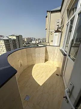 Satılır 3 otaqlı mənzil 95 m²