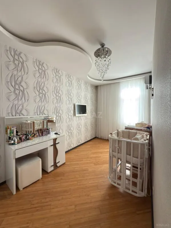 Satılır 3 otaqlı mənzil 95 m²