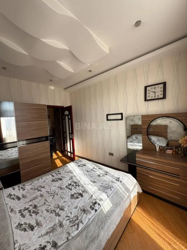 Satılır 3 otaqlı mənzil 95 m²