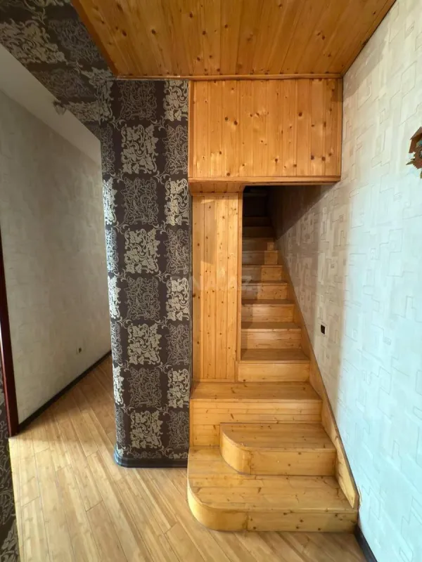 Satılır 3 otaqlı mənzil 95 m²