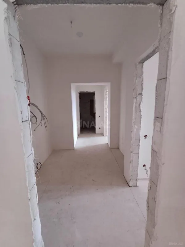 Satılır 2 otaqlı mənzil 78 m²