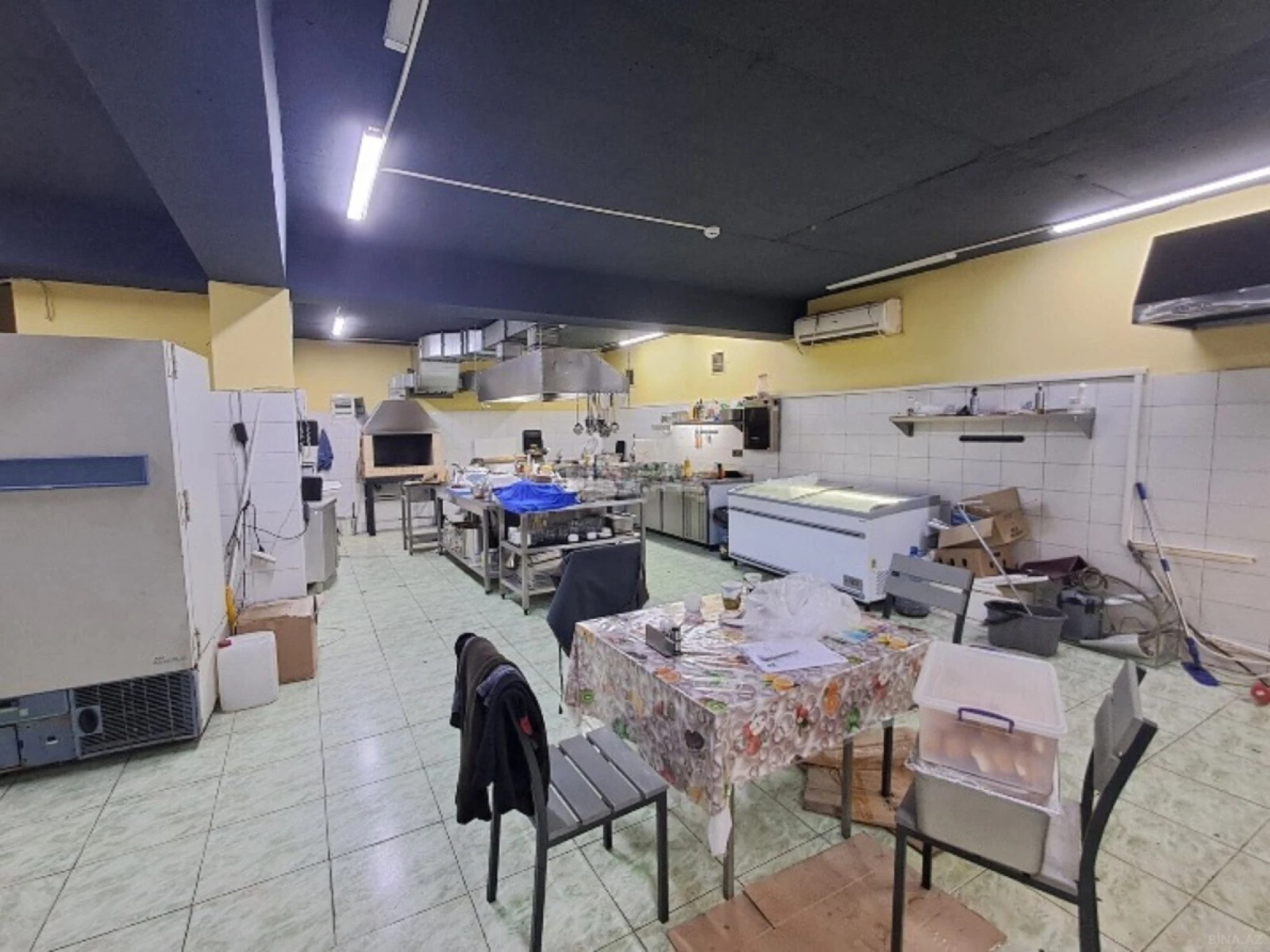 Kirayə verilir obyekt 70 m²