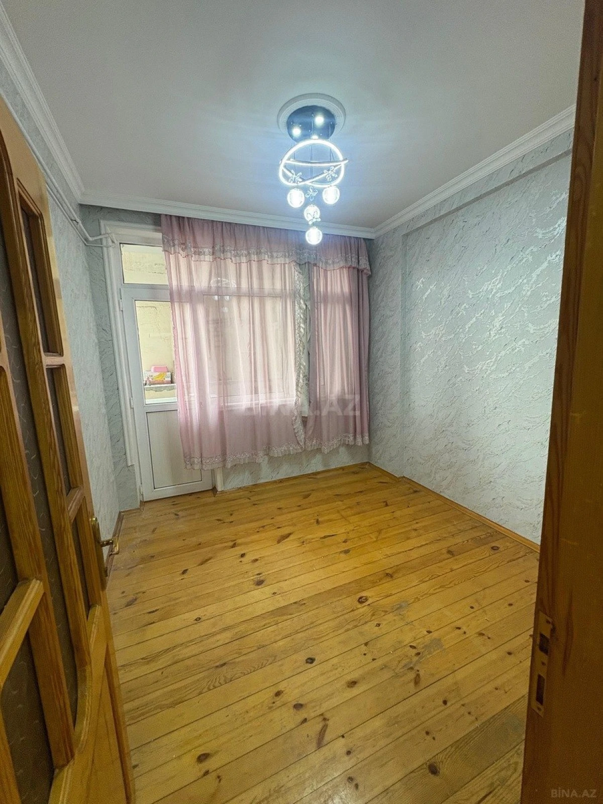 Satılır 2 otaqlı mənzil 53 m²