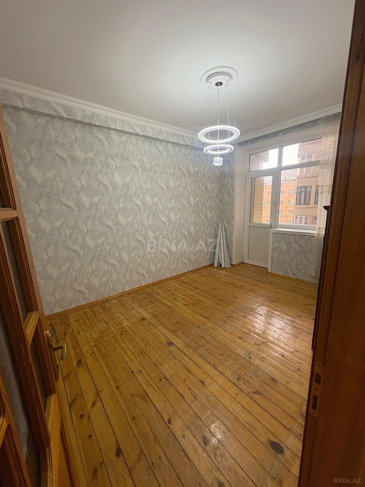 Satılır 2 otaqlı mənzil 53 m²