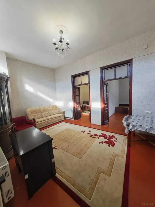 Satılır 3 otaqlı mənzil 100 m²