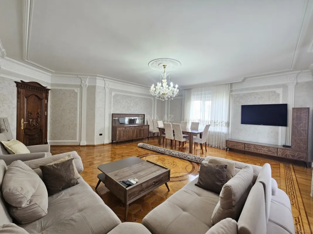 Kirayə verilir 4 otaqlı mənzil 185 m²