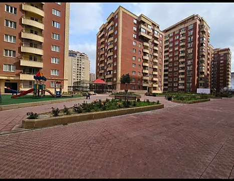 Kirayə verilir 4 otaqlı mənzil 185 m²