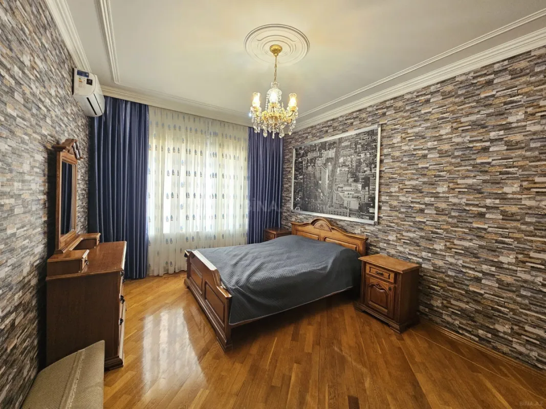 Kirayə verilir 4 otaqlı mənzil 185 m²
