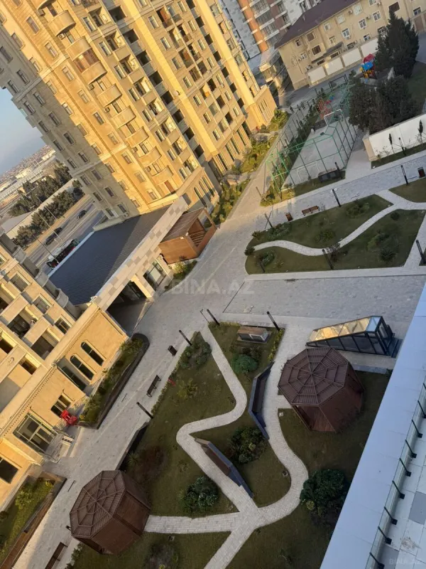 Satılır 2 otaqlı mənzil 106.9 m²