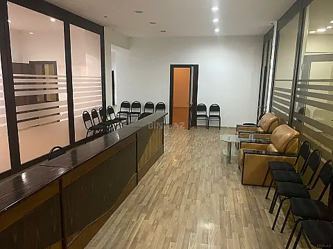 Satılır 20 otaqlı ofis 1470 m²