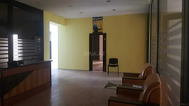 Satılır 20 otaqlı ofis 1470 m²