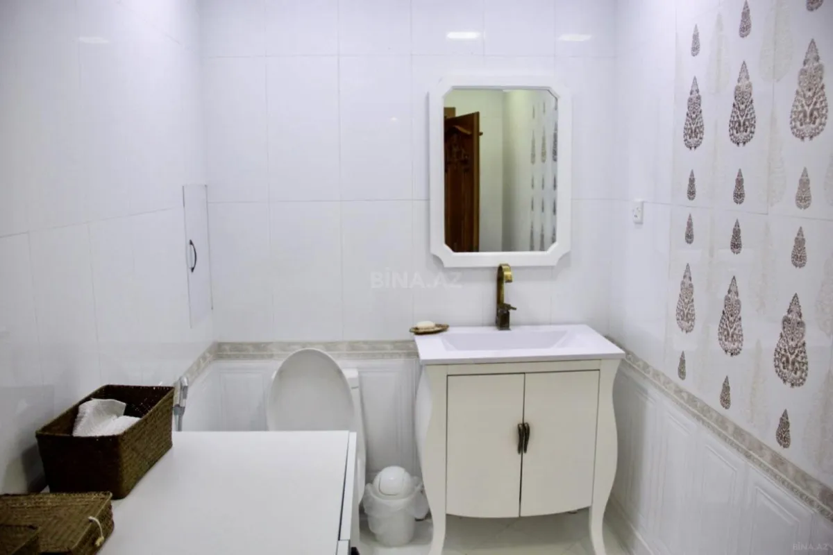 Kirayə verilir 3 otaqlı mənzil 160 m²