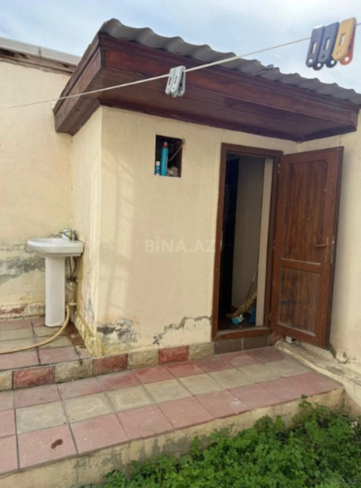 Satılır 3 otaqlı həyət evi 105 m²