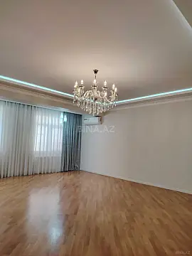 Satılır 4 otaqlı mənzil 178 m²