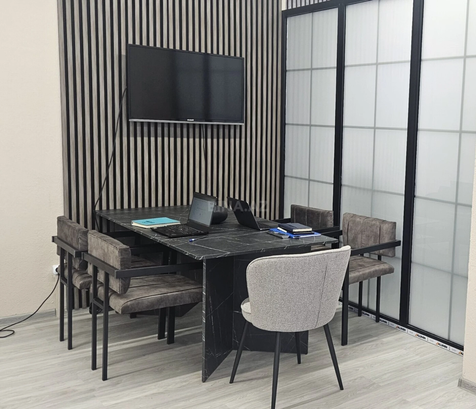 Kirayə verilir 1 otaqlı ofis 40 m²