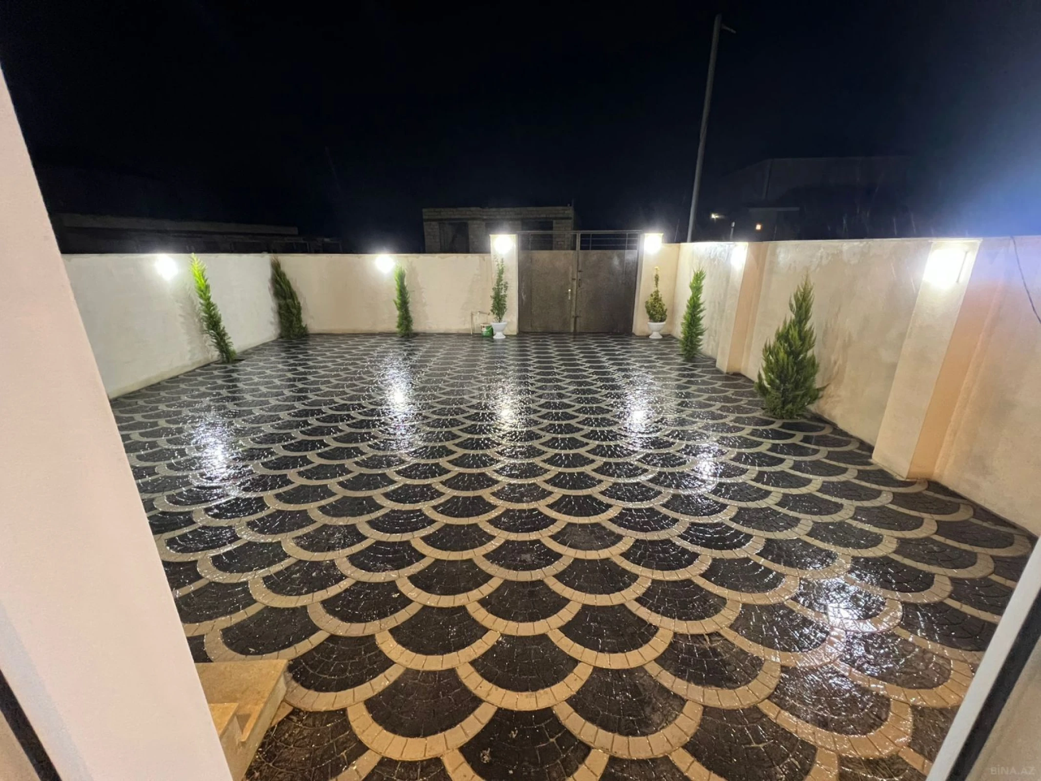 Satılır 4 otaqlı həyət evi 120 m²