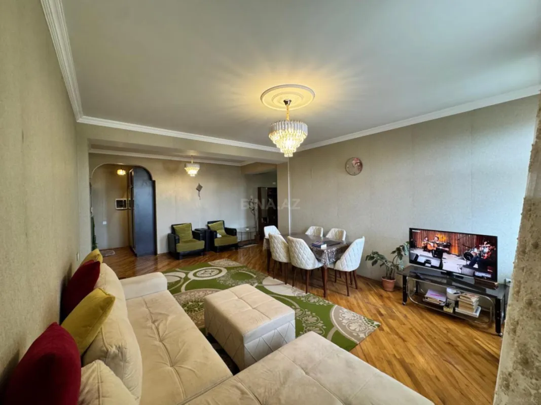 Satılır 2 otaqlı mənzil 94 m²