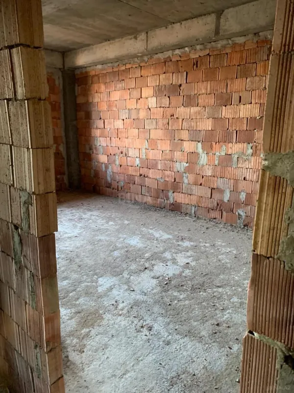 Satılır 1 otaqlı mənzil 60 m²