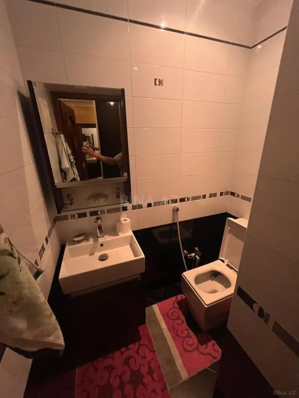 Satılır 4 otaqlı mənzil 204 m²