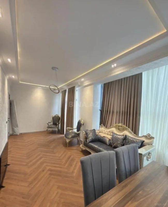 Kirayə verilir 2 otaqlı mənzil 90 m²