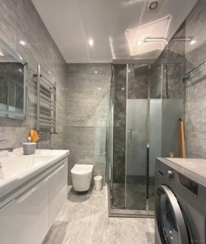 Kirayə verilir 2 otaqlı mənzil 90 m²