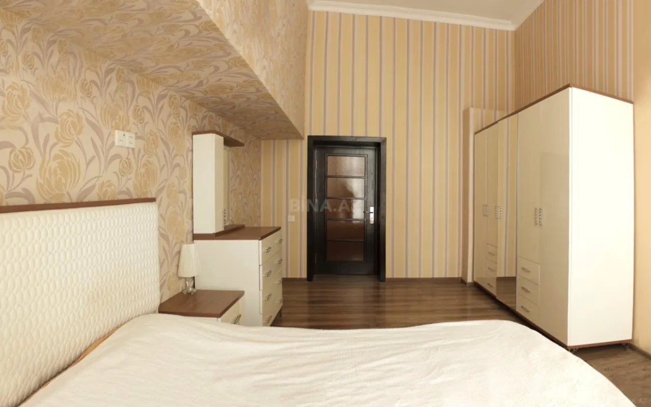 Kirayə verilir 2 otaqlı mənzil 57 m²