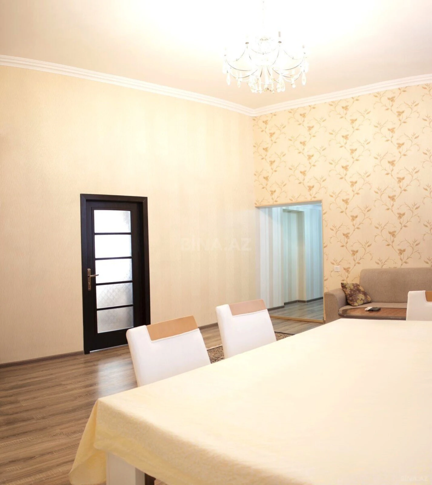 Kirayə verilir 2 otaqlı mənzil 57 m²