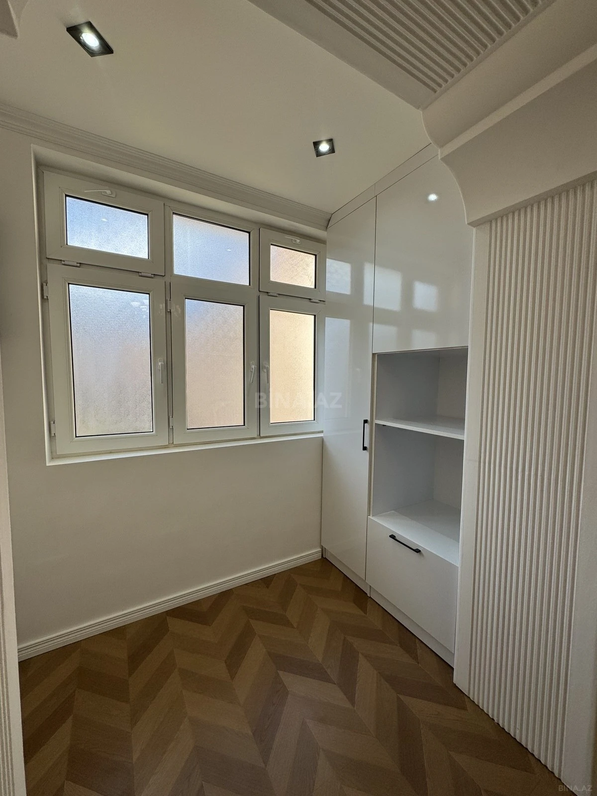 Satılır 3 otaqlı mənzil 75 m²