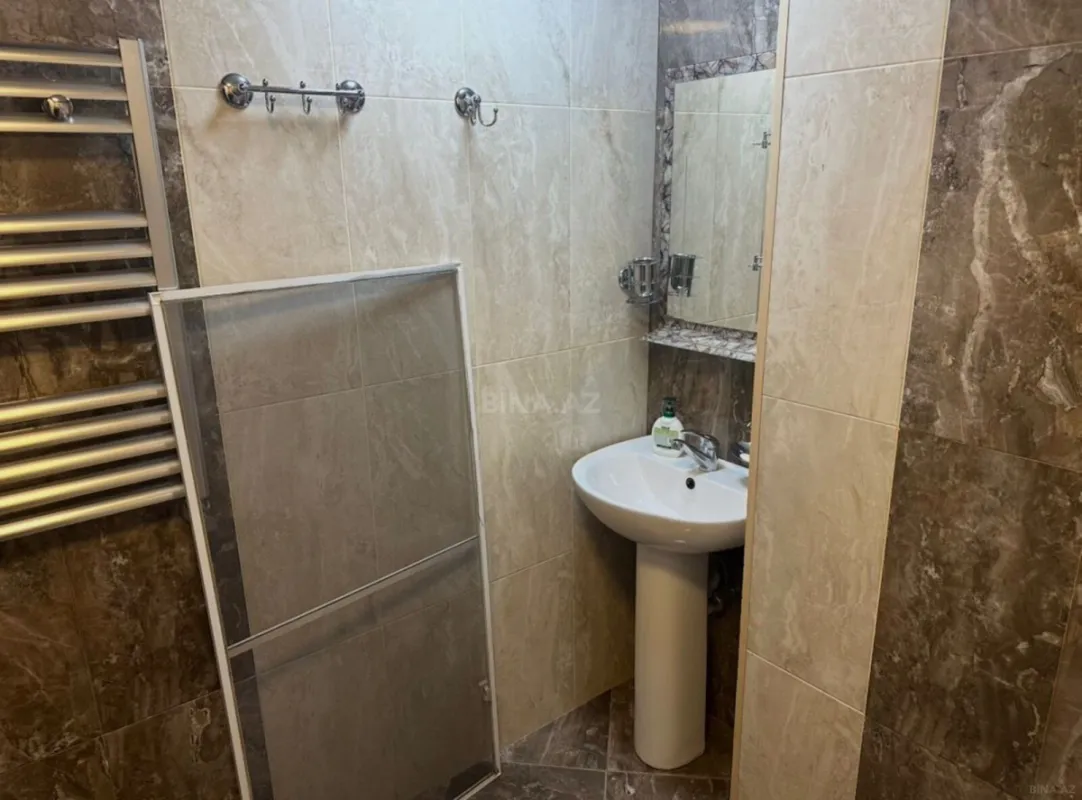 Kirayə verilir 2 otaqlı mənzil 70 m²