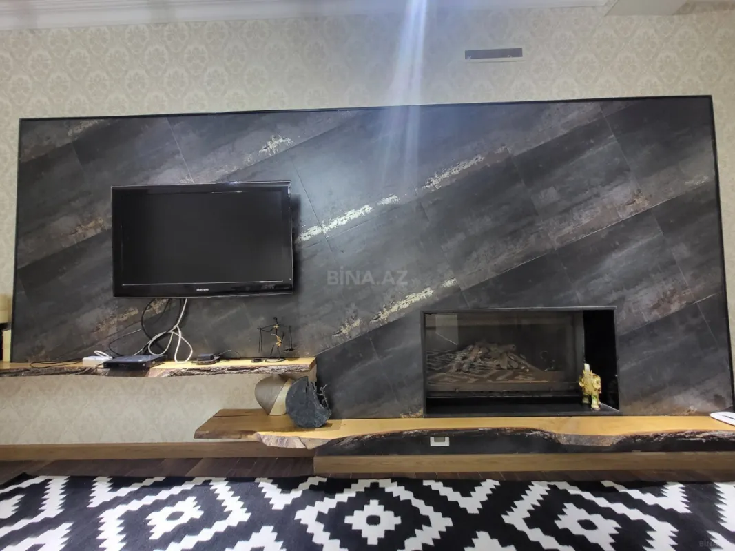 Satılır 4 otaqlı həyət evi 220 m²