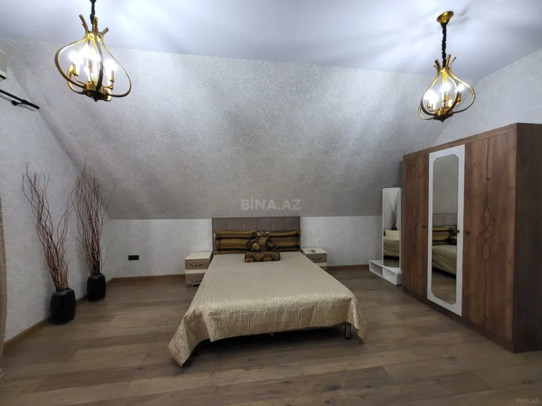 Satılır 4 otaqlı həyət evi 220 m²