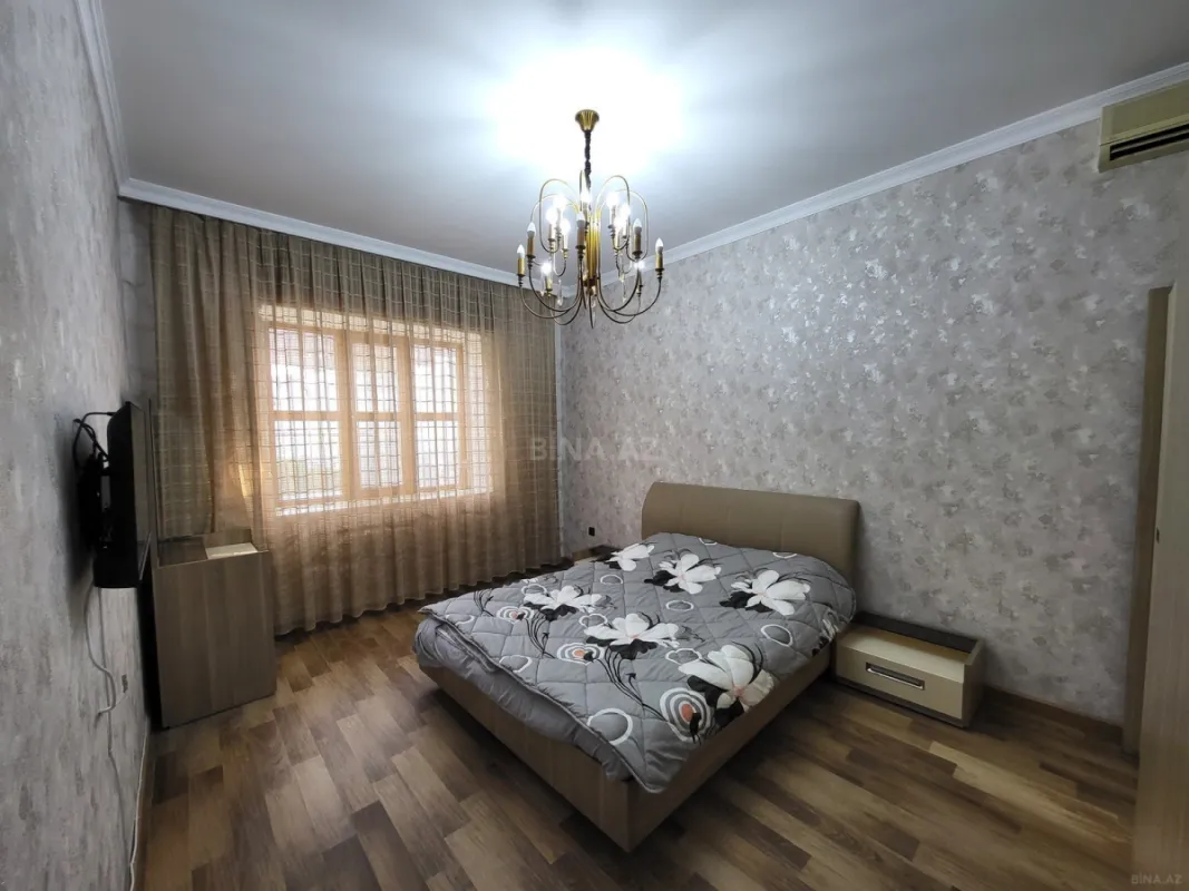 Satılır 4 otaqlı həyət evi 220 m²